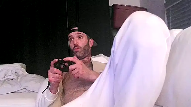 Snapshot of longthicknslick chatting on 11-13-25, 09:02 longthicknslick online show from 11-13-25, 09:02