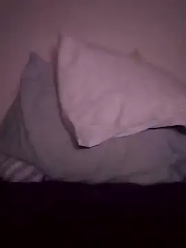 Snapshot of longthicknslick chatting on 01-13-25, 04:18 longthicknslick online show from 01-13-25, 04:18