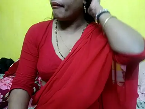 Snapshot of Sexyranibhabhi chatting on 02-12-26, 02:00 Sexyranibhabhi online show from 02-12-26, 02:00