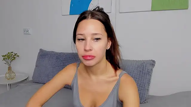 SelenaRousey online show from 11-10-25, 05:56