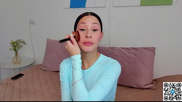 SelenaRousey online show from 04-02-26, 10:11