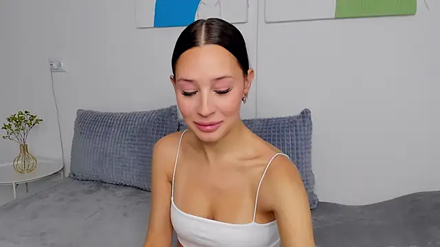 SelenaRousey online show from 10-23-25, 07:18