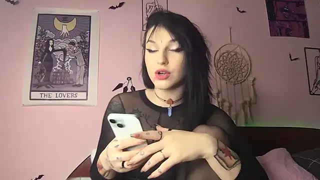 MoonAgnes online show from 01-26-25, 01:41