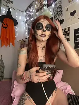 MoonAgnes online show from 05-05-26, 03:04
