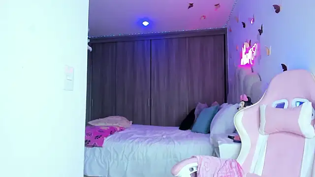 NaomiAsha online show from 01-08-26, 11:22