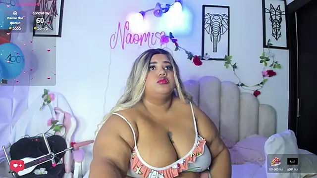 Snapshot of NaomiAsha chatting on 03-05-25, 11:27 NaomiAsha online show from 03-05-25, 11:27