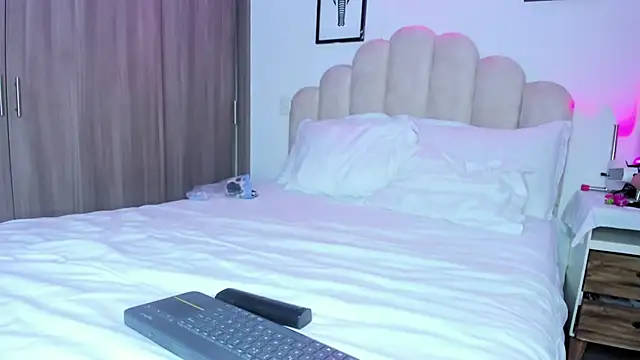 NaomiAsha online show from 03-13-26, 08:25