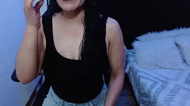 AlexandraJones  online show from 09-27-25, 01:12