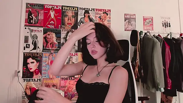 Niky  Jess online show from 10-09-25, 06:58