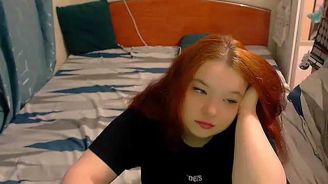 Snapshot of HaleyRoute chatting on 11-06-25, 04:55 HaleyRoute online show from 11-06-25, 04:55