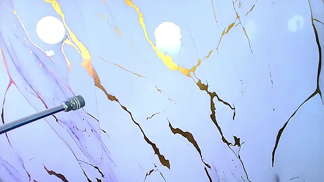 Lizz Tender online show from 10-18-25, 12:18