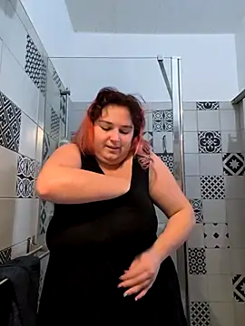 LadyRochester online show from 11-16-25, 01:27