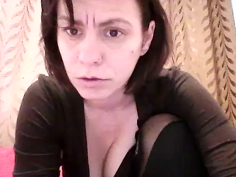 SweetAdela92 online show from 10-15-25, 06:44
