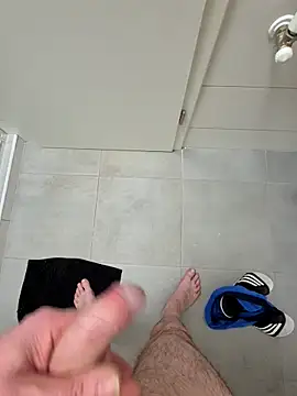 kisbiro77777 online show from 03-02-26, 07:54