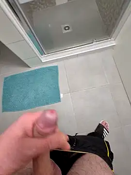 kisbiro77777 online show from 03-11-26, 09:20