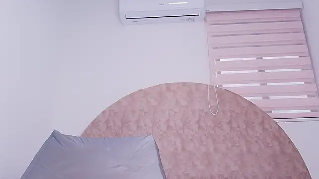 Snapshot of anisha_x chatting on 05-19-26, 07:21 anisha x online show from 05-19-26, 07:21