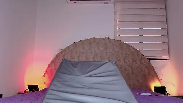 anisha x online show from 11-29-25, 07:36