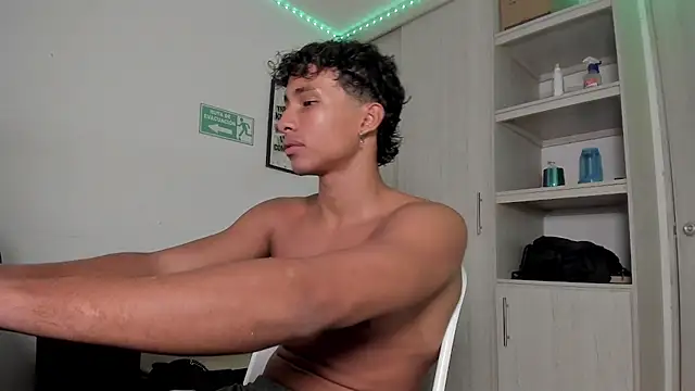 Snapshot of _diegsz_ chatting on 02-02-25, 09:07 diegsz online show from 02-02-25, 09:07