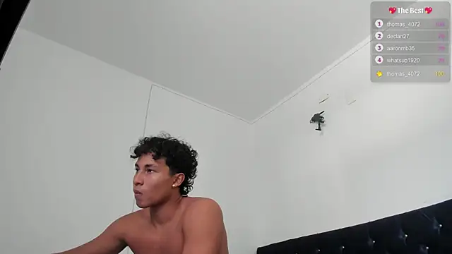 Snapshot of _diegsz_ chatting on 03-21-25, 07:02 diegsz online show from 03-21-25, 07:02