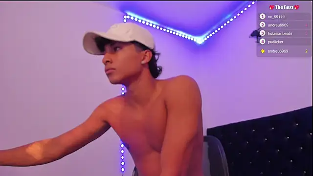 Snapshot of _diegsz_ chatting on 03-17-25, 01:08 diegsz online show from 03-17-25, 01:08