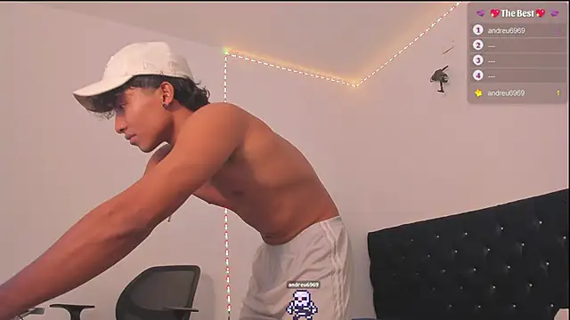 Snapshot of _diegsz_ chatting on 03-15-25, 07:48 diegsz online show from 03-15-25, 07:48