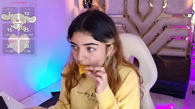 meraki fraise online show from 11-06-25, 08:02