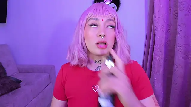 annika taylor online show from 11-11-25, 02:06