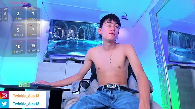 Twinkie-Alex18 online show from 12-19-24, 09:27