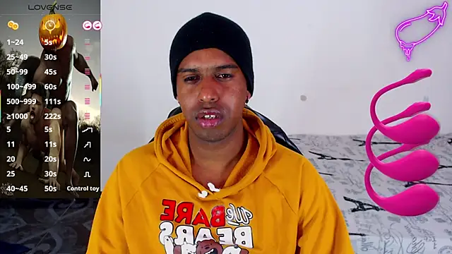 mrjhon26 online show from 10-08-25, 02:35