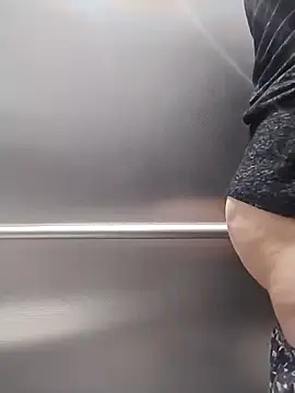 Snapshot of Squirtdream707 chatting on 02-19-25, 08:10 Squirtdream707 online show from 02-19-25, 08:10