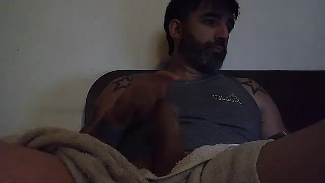 ozzypsico13 online show from 12-16-25, 01:43