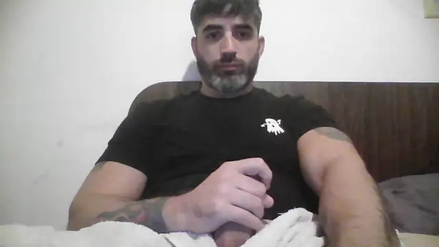 ozzypsico13 online show from 05-06-26, 01:53