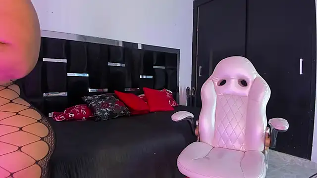 Tasha Sant online show from 11-10-25, 08:25