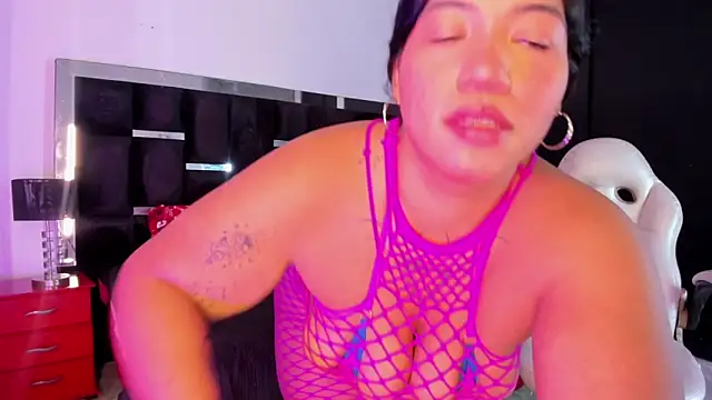 Tasha Sant online show from 11-06-25, 08:35