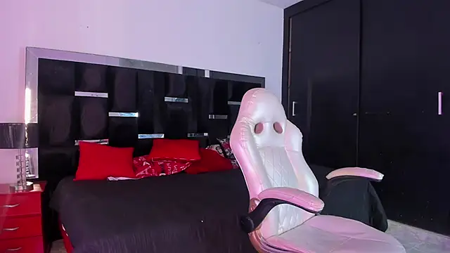 Tasha Sant online show from 11-11-25, 08:36