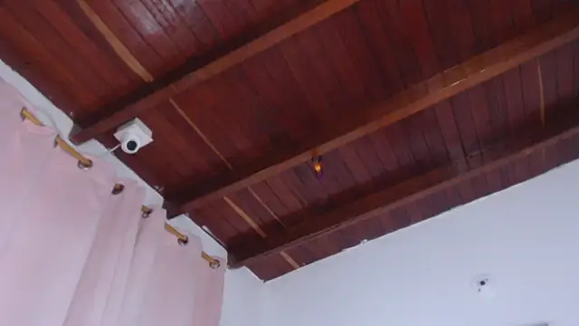 Amara Red online show from 01-15-26, 11:13