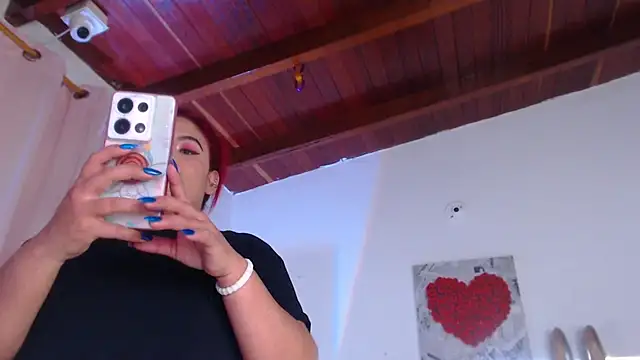 Snapshot of Amara_Red chatting on 07-04-26, 11:38 Amara Red online show from 07-04-26, 11:38