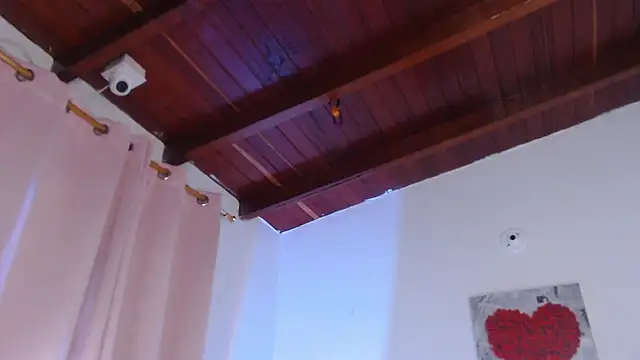 Snapshot of Amara_Red chatting on 07-14-26, 11:27 Amara Red online show from 07-14-26, 11:27