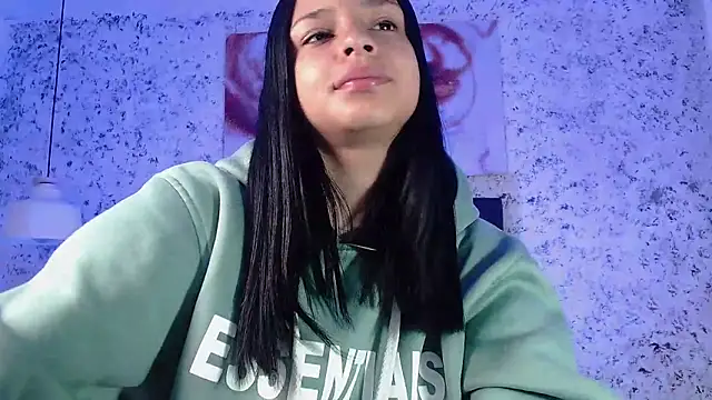 Zoee babygirl online show from 01-04-25, 12:59