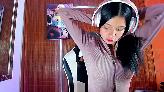 Zoee babygirl online show from 02-17-26, 04:37