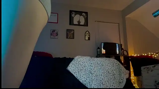 Snapshot of babybimbo chatting on 01-04-25, 12:48 babybimbo online show from 01-04-25, 12:48