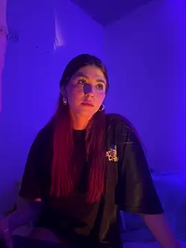 Snapshot of AnnyCherry_ chatting on 02-03-25, 07:00 AnnyCherry  online show from 02-03-25, 07:00