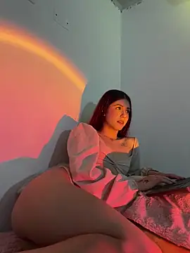 Snapshot of AnnyCherry_ chatting on 02-13-25, 07:31 AnnyCherry  online show from 02-13-25, 07:31