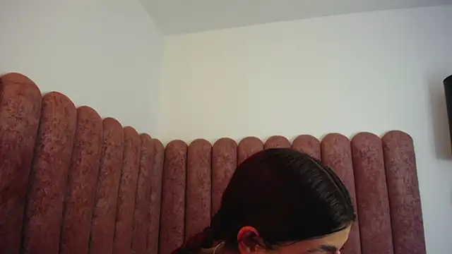 Snapshot of AnnyCherry_ chatting on 09-09-25, 05:44 AnnyCherry  online show from 09-09-25, 05:44