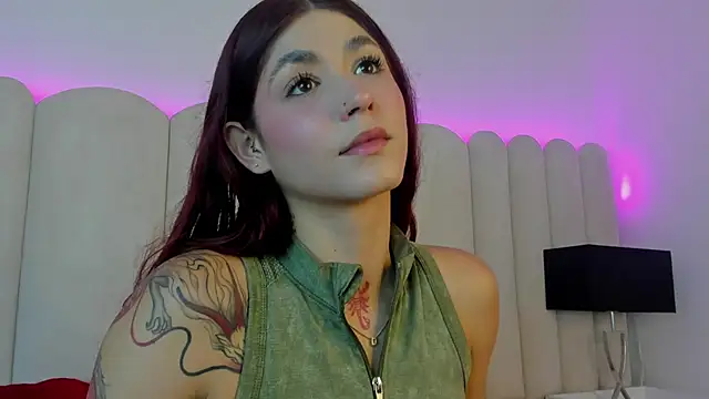 Snapshot of AnnyCherry_ chatting on 10-16-25, 07:22 AnnyCherry  online show from 10-16-25, 07:22