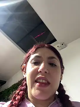 Snapshot of AnnyCherry_ chatting on 10-10-25, 03:07 AnnyCherry  online show from 10-10-25, 03:07