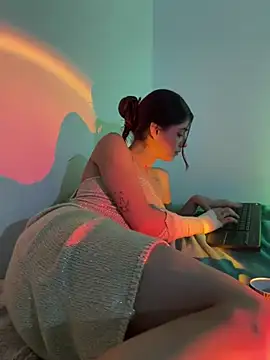 Snapshot of AnnyCherry_ chatting on 01-29-25, 12:33 AnnyCherry  online show from 01-29-25, 12:33