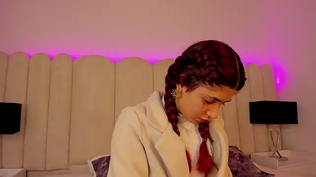 AnnyCherry  online show from 11-06-25, 06:23