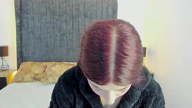 Snapshot of AnnyCherry_ chatting on 10-06-25, 11:49 AnnyCherry  online show from 10-06-25, 11:49