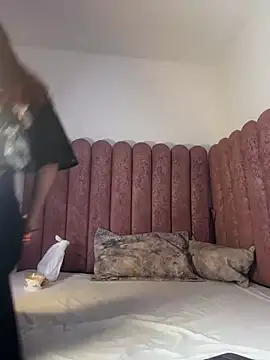 Snapshot of AnnyCherry_ chatting on 03-13-25, 04:45 AnnyCherry  online show from 03-13-25, 04:45